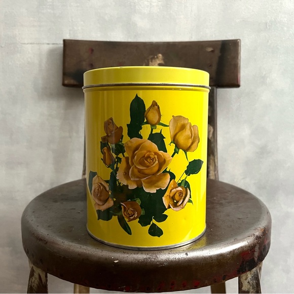 Vintage Yellow With Roses Shabby Chic Storage Tin - Picture 5 of 7